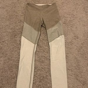 Outdoor voices 3 tone leggings